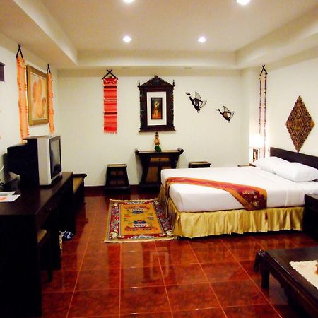 Win Place Hotel Chiang Mai Bagian luar foto