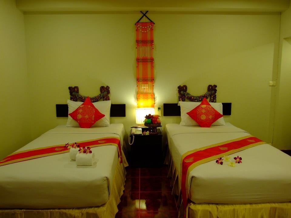Win Place Hotel Chiang Mai Bagian luar foto
