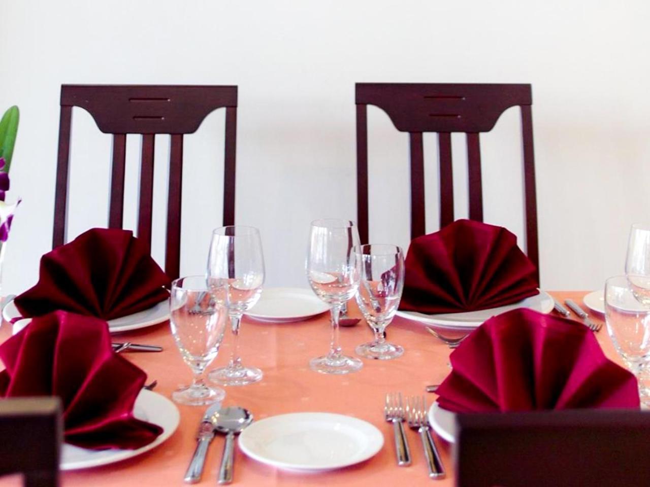 Win Place Hotel Chiang Mai Bagian luar foto