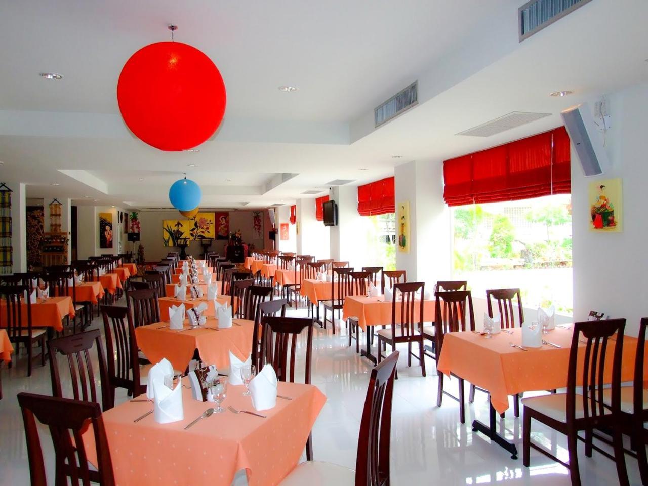 Win Place Hotel Chiang Mai Bagian luar foto