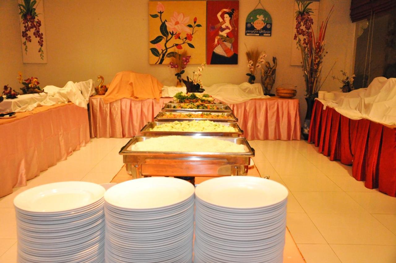 Win Place Hotel Chiang Mai Bagian luar foto