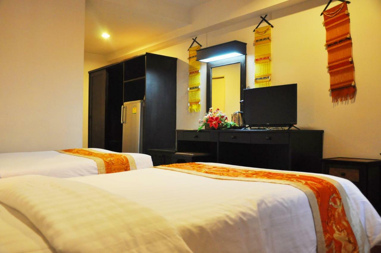 Win Place Hotel Chiang Mai Bagian luar foto