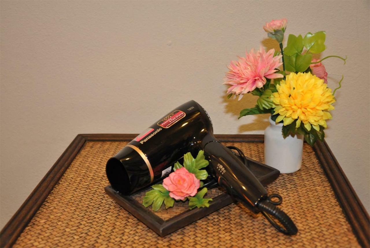 Win Place Hotel Chiang Mai Bagian luar foto