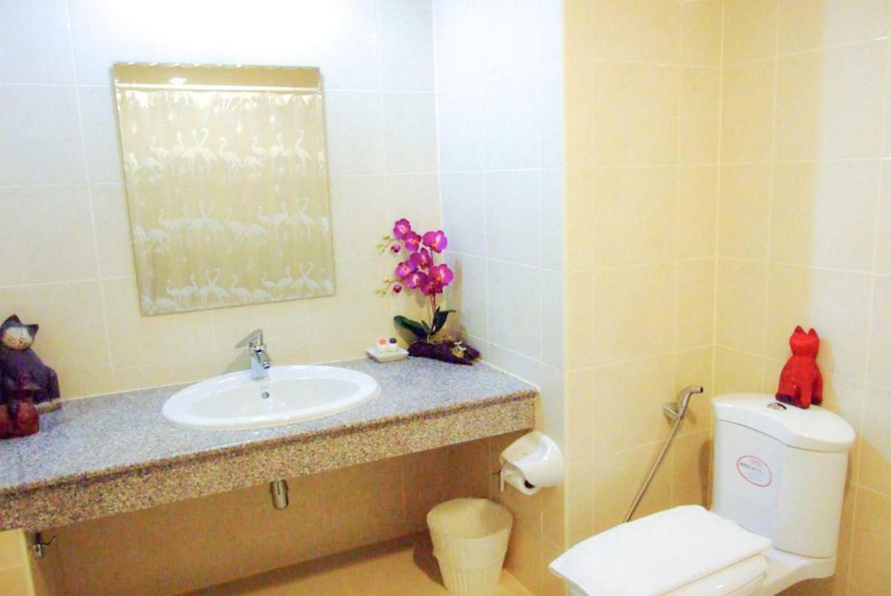 Win Place Hotel Chiang Mai Bagian luar foto