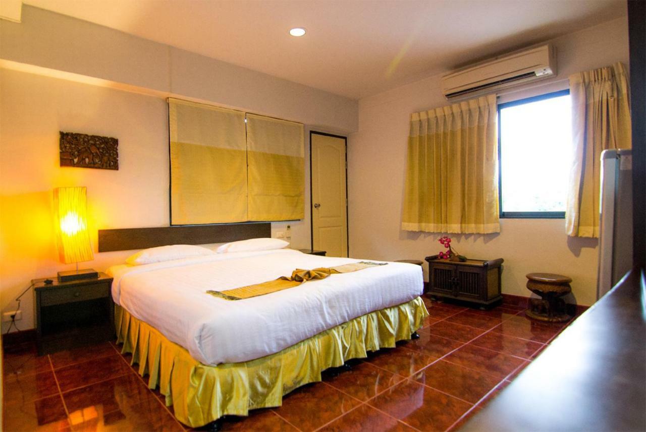 Win Place Hotel Chiang Mai Bagian luar foto